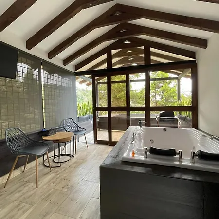 Cabanas Tahami Con Jacuzzi Cerca Al Aeropuerto Guarne Exterior photo