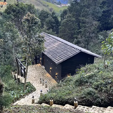 Cabanas Tahami Con Jacuzzi Cerca Al Aeropuerto Guarne Exterior photo