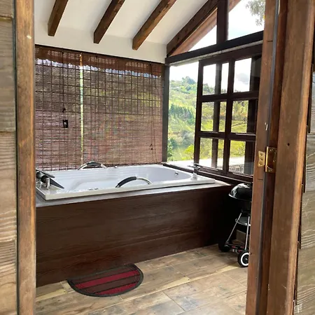 Cabanas Tahami Con Jacuzzi Cerca Al Aeropuerto Guarne Exterior photo