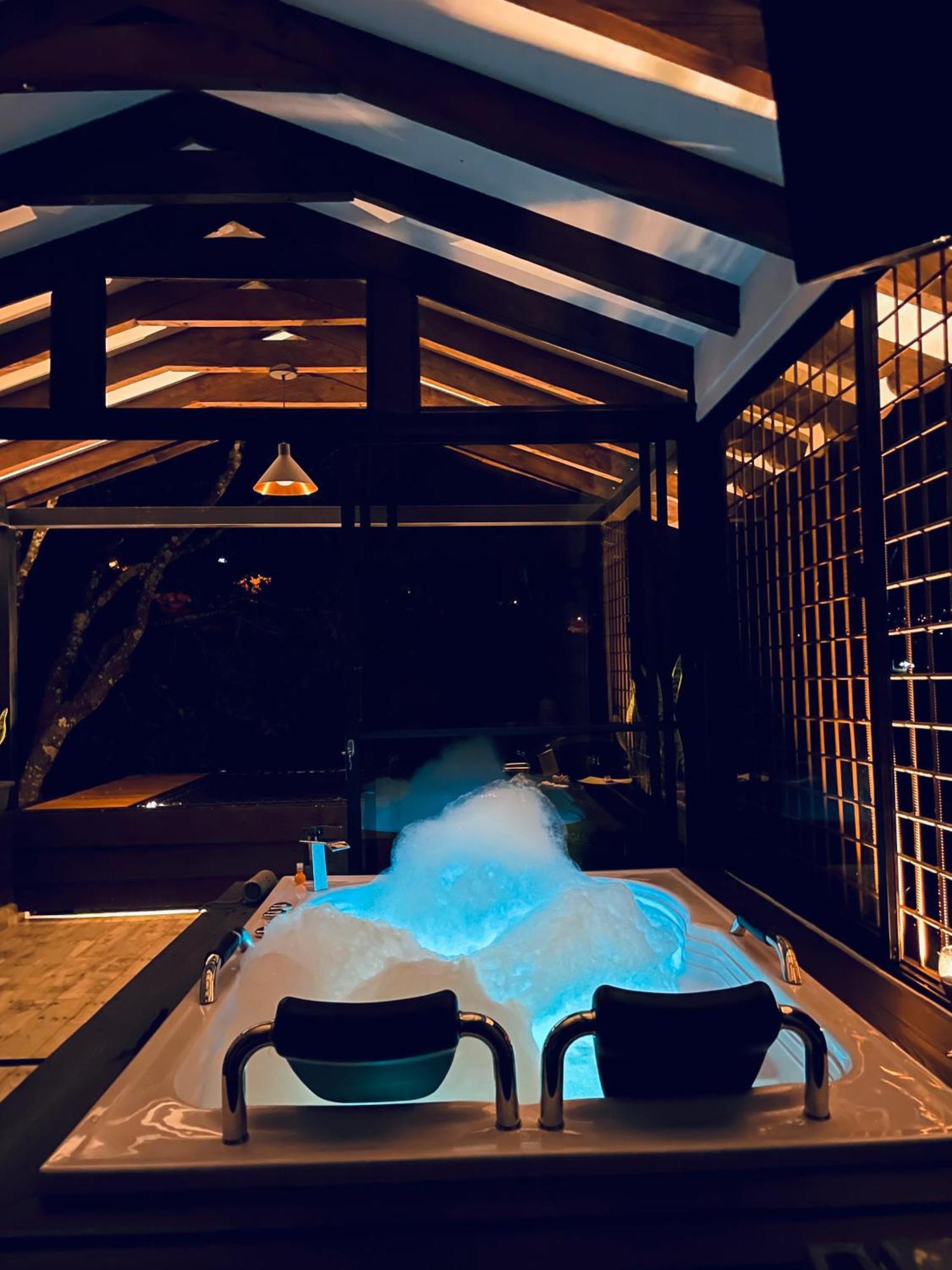 Tahami Con Jacuzzi Cerca Al Aeropuerto *