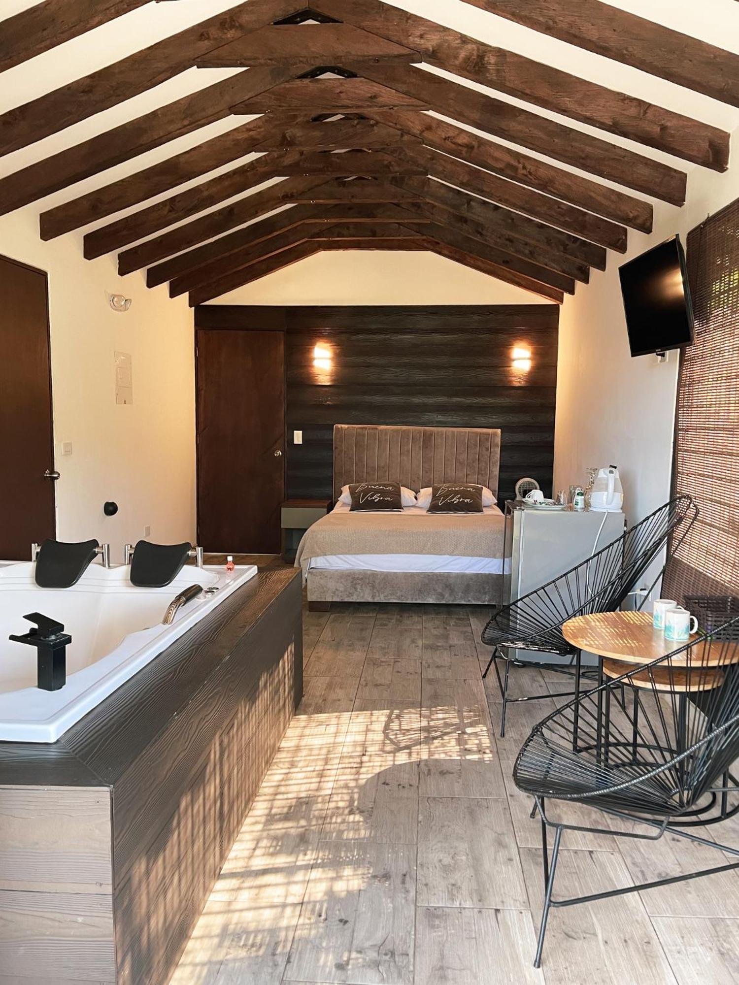Villa Tahami Con Jacuzzi Cerca Al Aeropuerto Guarne