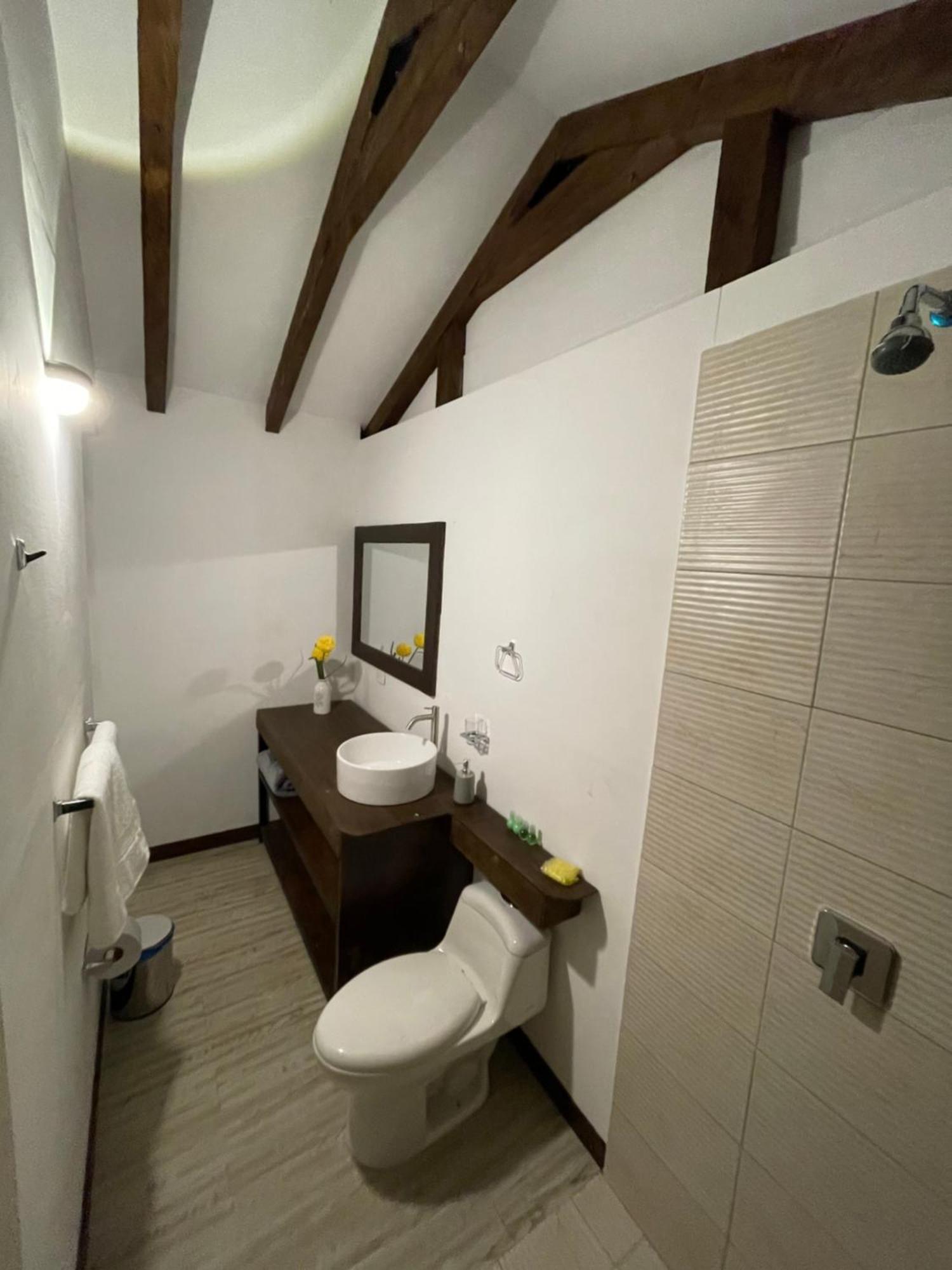Tahami Con Jacuzzi Cerca Al Aeropuerto Villa *