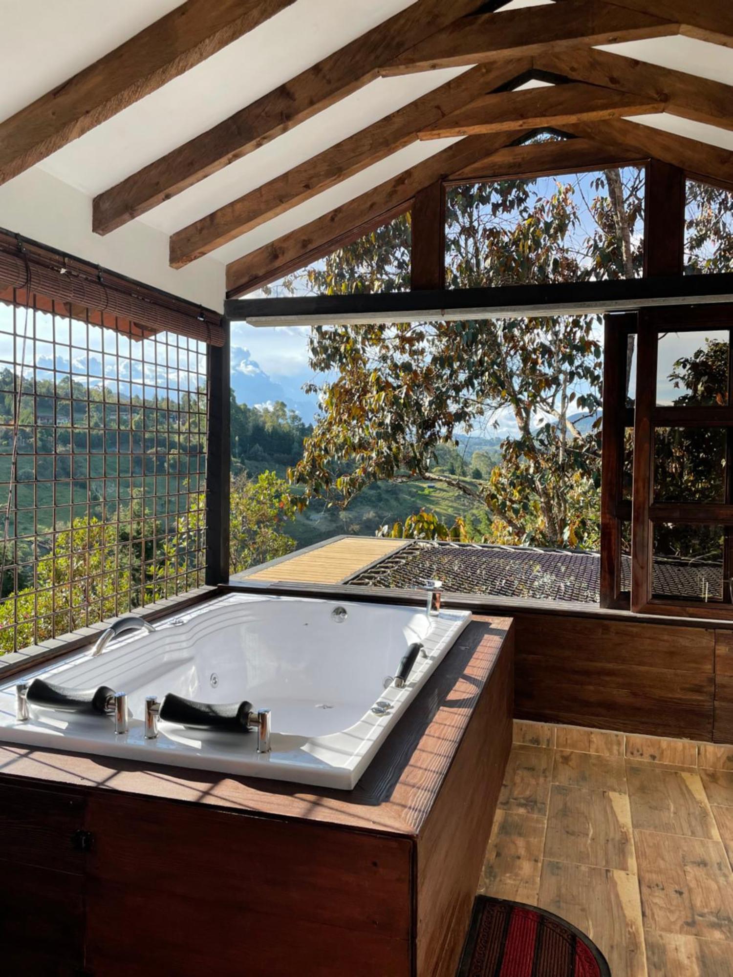 Tahami Con Jacuzzi Cerca Al Aeropuerto Villa Guarne