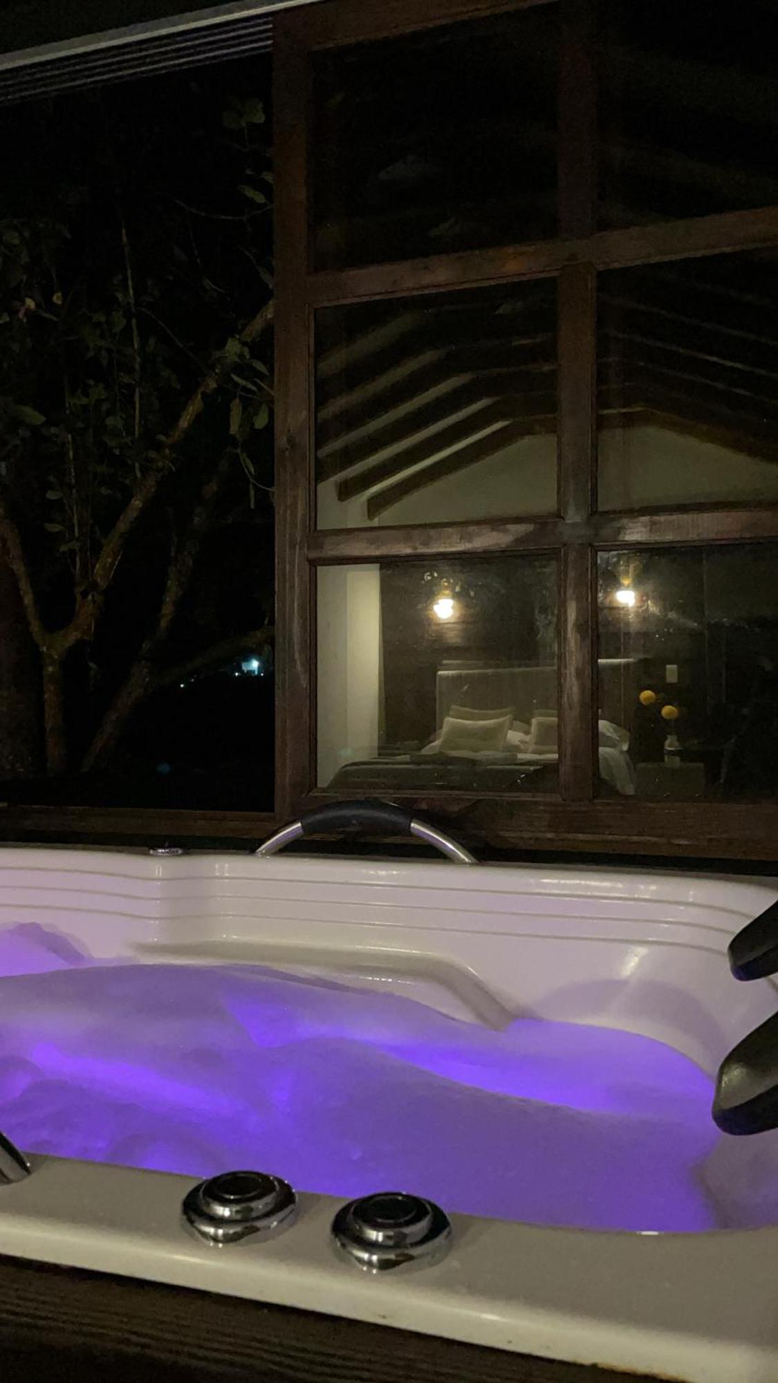Tahami Con Jacuzzi Cerca Al Aeropuerto